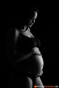 zwangerschap-fotoshoot-arnhem-beuningen